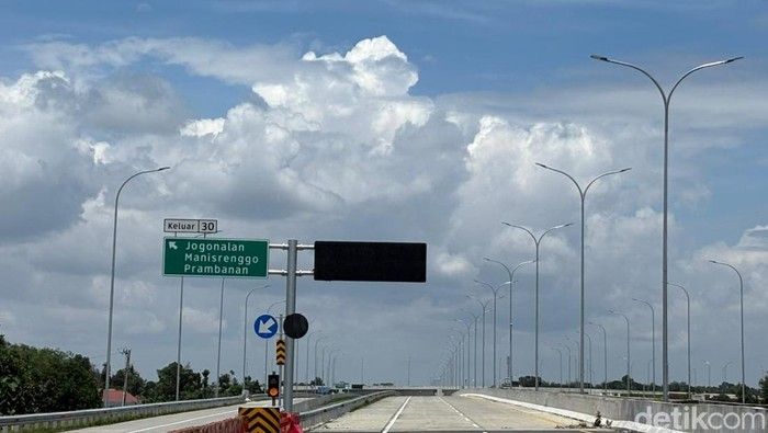 Tol Prambanan-Purwomartani Pangkas Waktu Tempuh Jadi 10 Menit