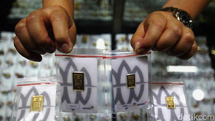 Harga Emas Antam Turun Rp 77.000 per Gram 4 Maret 2026