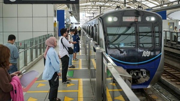 MRT Jakarta Tawarkan Tarif Spesial Rp243 pada 24 Maret 2026