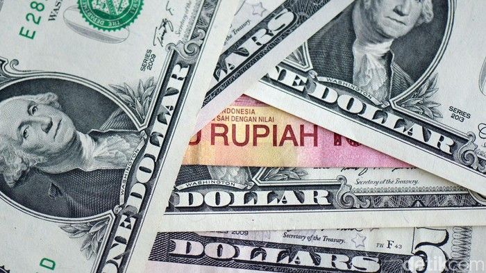 Rupiah Diprediksi Melemah, Beban APBN Berpotensi Bertambah