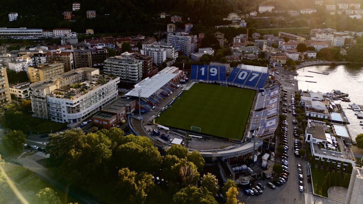 Como Hadapi Tantangan Stadion dan FFP di Liga Champions