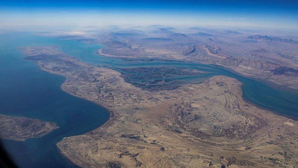 Iran Bahas Undang-Undang Pungutan Biaya untuk Kapal di Selat Hormuz