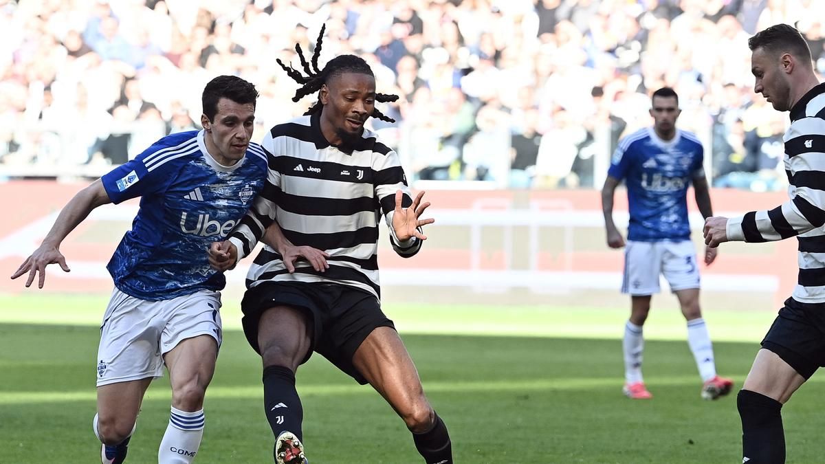 Manchester United Pantau Winger Muda Como, Jesus Rodriguez