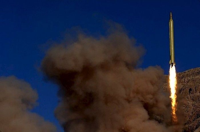 Detail Rudal Balistik Iran yang Mampu Menjangkau Israel