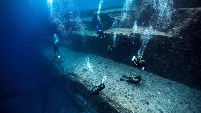 Penemuan Struktur Raksasa di Bawah Laut Yonaguni, Jepang