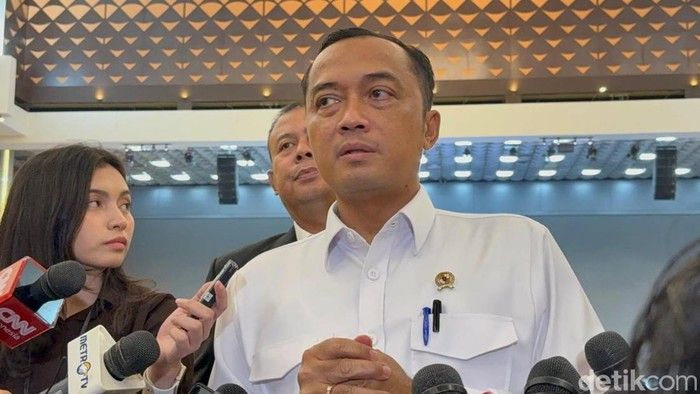 Pemangkasan Gaji Pejabat Dikaji Pemerintah Respons Dampak Perang
