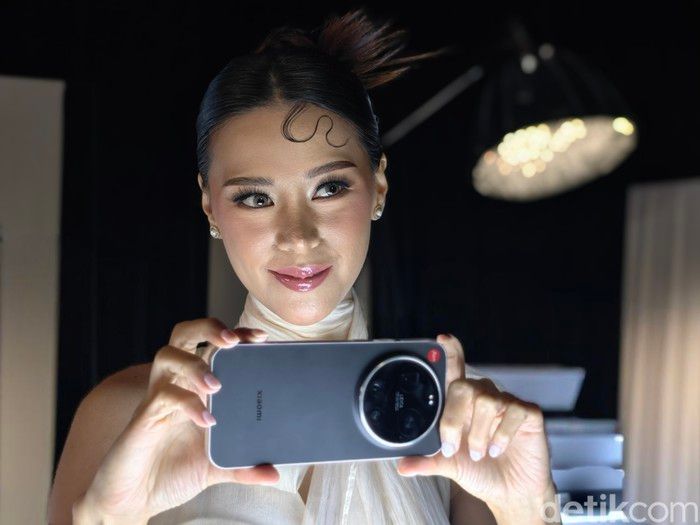 Leica Leitzphone: Xiaomi Sasar Fotografer Profesional