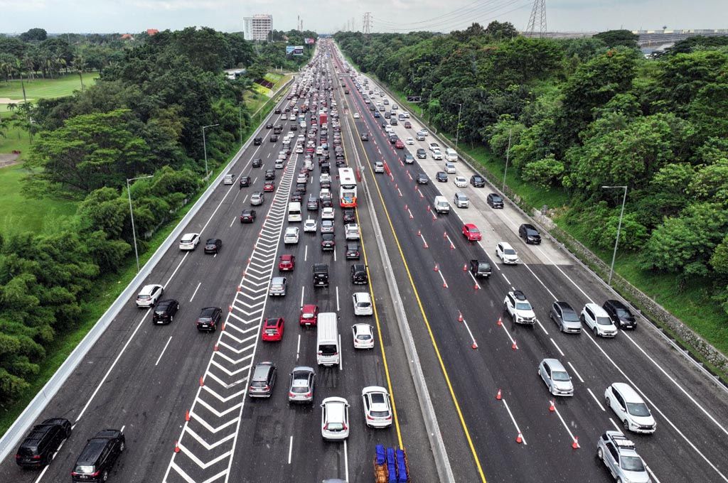 One Way Lokal Arus Balik Lebaran 2026 Dimulai di Tol Trans Jawa