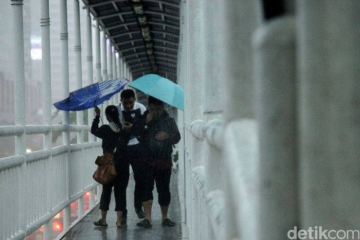 BMKG: Waspada Potensi Hujan Lebat hingga 5 Maret 2026