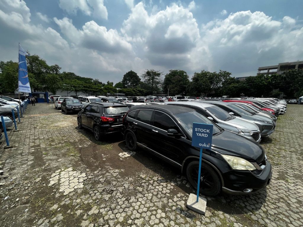Mobil Tua Irit BBM dan Pajak Murah, Rekomendasi Tahun 2026