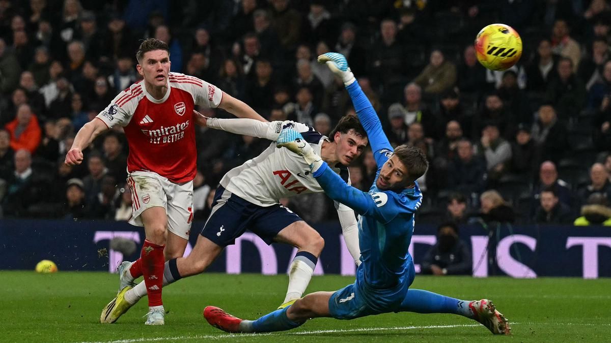 Dickov Sarankan Arsenal Mainkan Gyokeres Lawan Man City