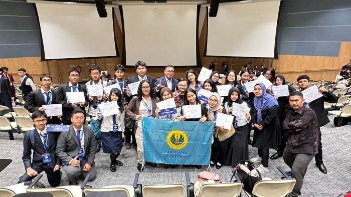 SMA Labschool Kebayoran Raih 2 Penghargaan di NTUMUN 2026