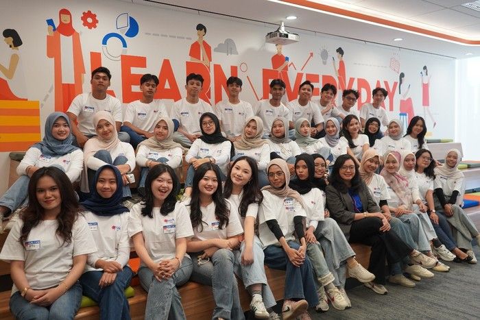 Mahasiswa UI Raih Pengalaman Industri Lewat Program Brand Ambassador
