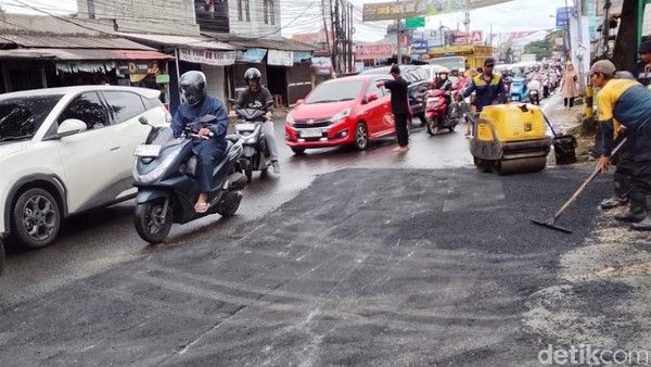 Pemerintah Selesaikan Perbaikan 85.466 Titik Lubang Jalan