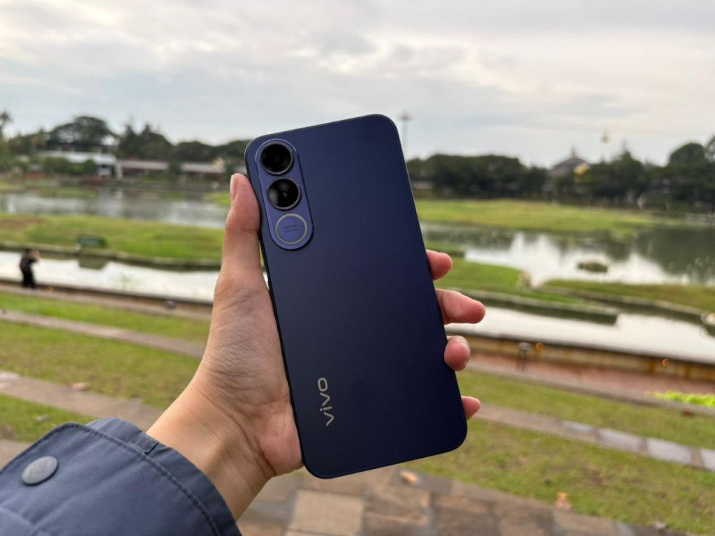Vivo V70 FE Andalkan Kamera 200MP Hasilkan Foto Detail