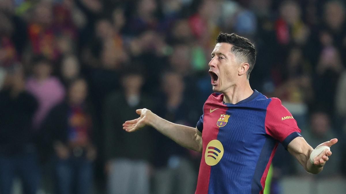 Lewandowski Prioritaskan Bertahan di Barcelona