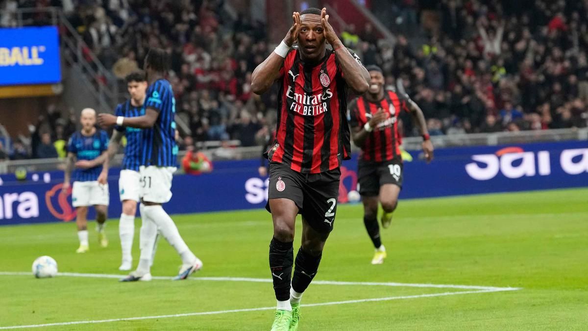 Pervis Estupinan Bawa AC Milan Taklukkan Inter di Serie A