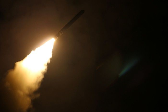 Serangan Udara Hancurkan Sekolah di Iran, Ratusan Tewas