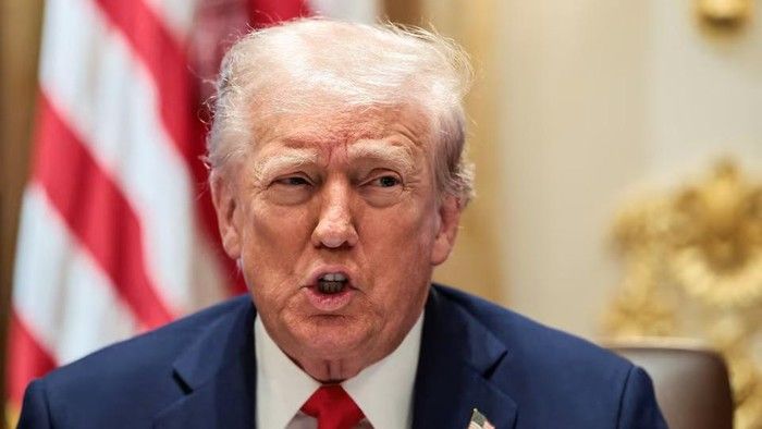 Trump Tunda Sementara Serangan ke Fasilitas Energi Iran