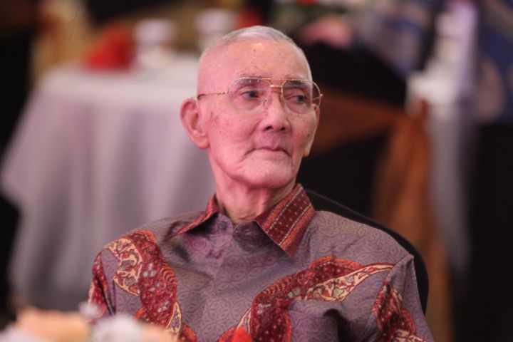 Try Sutrisno, Wapres ke-6 RI, Meninggal Dunia di Usia 90 Tahun