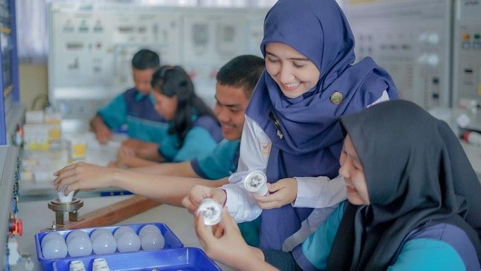 Kemnaker Buka Pelatihan Vokasi Nasional untuk Lulusan SMA/SMK