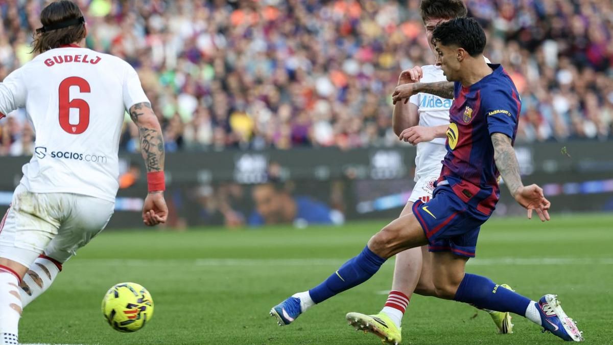 Hansi Flick Puji Joao Cancelo Usai Barcelona Taklukkan Sevilla