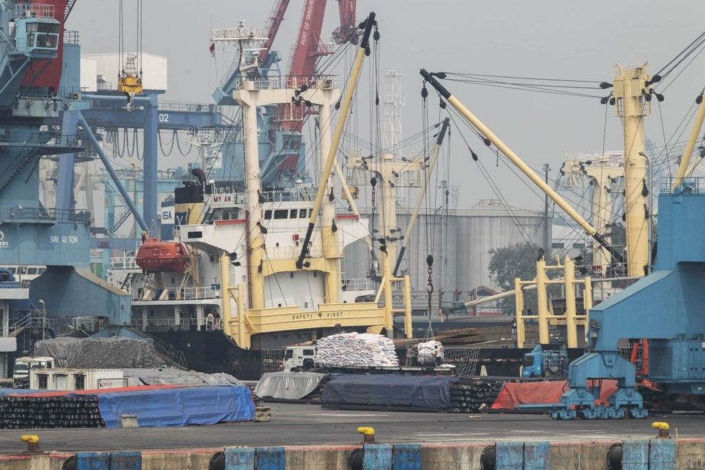 Prospek Surplus Dagang RI Terancam Ketidakpastian Kebijakan AS