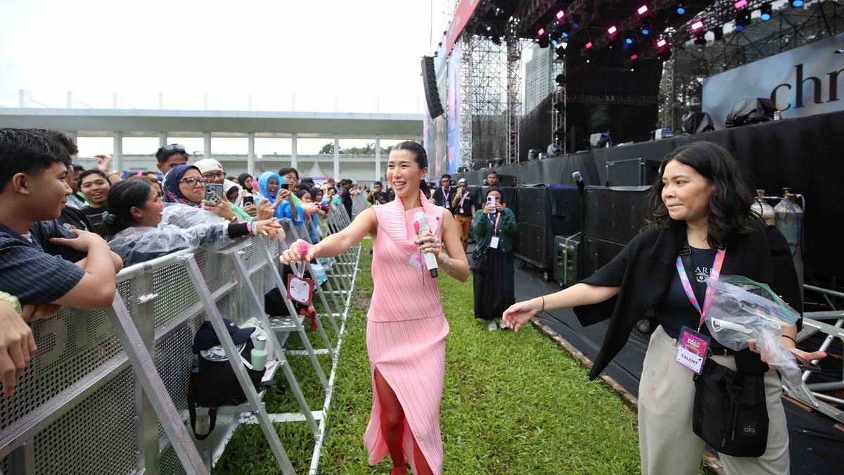 Christie Sapa Penggemar di KLBB Festival 28 Februari 2026