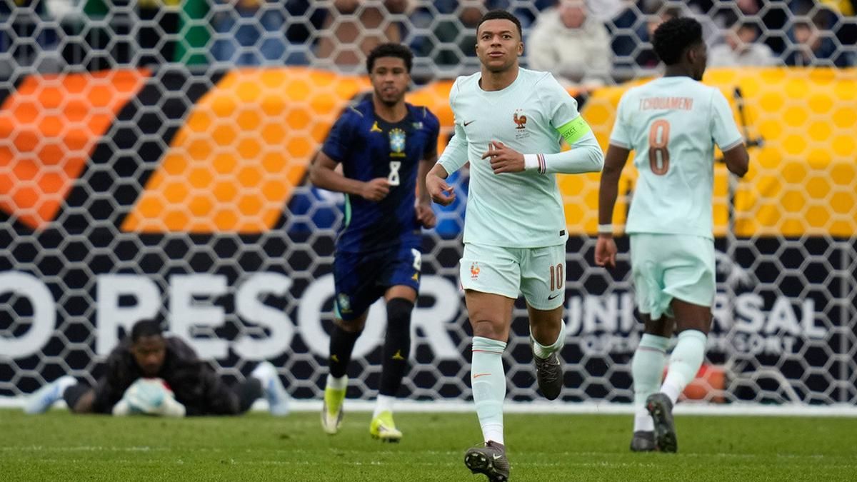Mbappe Sumbang Gol, Prancis Taklukkan Brasil