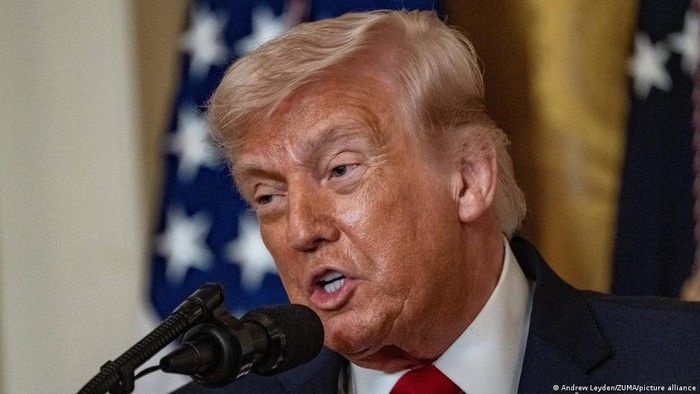 Harga Minyak Dunia Anjlok Akibat Pernyataan Trump 25 Maret 2026