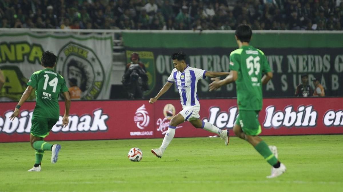 Umuh Muchtar Geram dengan Kepemimpinan Wasit di Laga Persib vs Persebaya