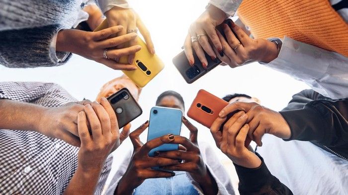 Platform Digital Belum Semua Patuhi Aturan Usia Minimum