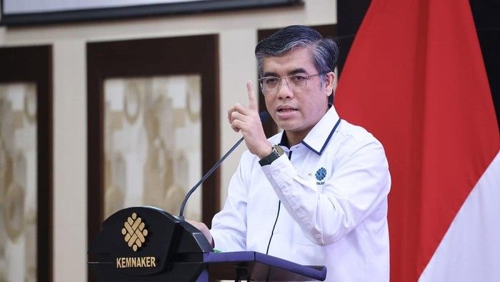 Kemnaker Terbitkan SE THR 2026, Gubernur Diminta Awasi