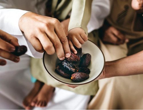 Kurma Efektif Pulihkan Energi Setelah Puasa Seharian