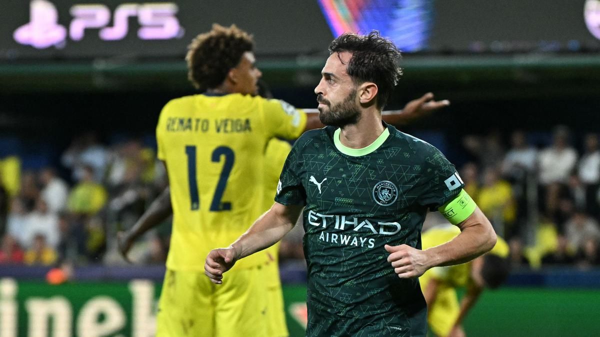 Barcelona Hadapi Dilema Transfer Bernardo Silva