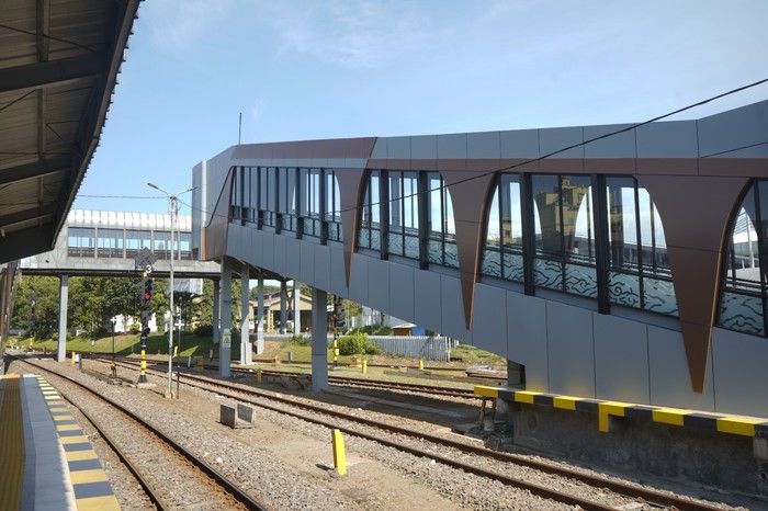 Skybridge Bandung Diuji Coba untuk Penumpang Kereta Cepat