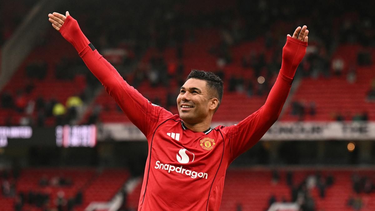Manchester United Susun Rencana Perombakan Lini Tengah