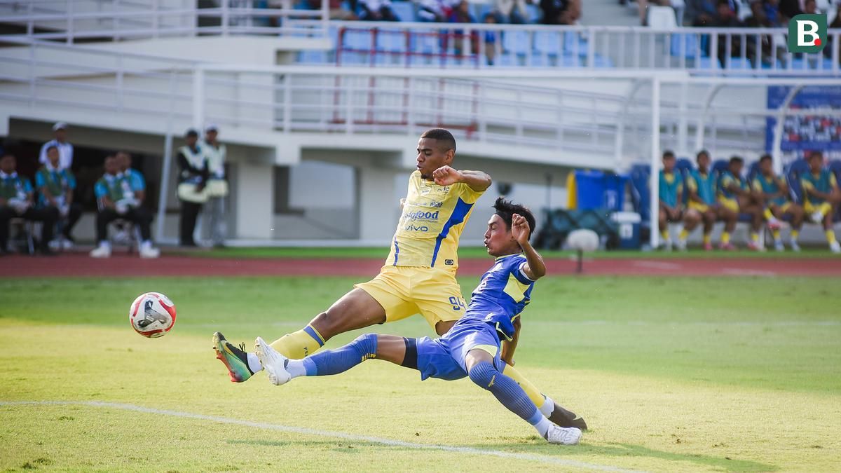 Ahmad Alfarizi Puji Kondusivitas Suporter di Stadion Gelora Bandung Lautan Api