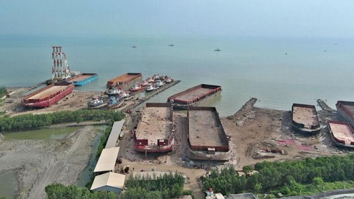 KKP Segel 6 Perusahaan di Tegal Akibat Pemanfaatan Ruang Laut Tanpa Izin