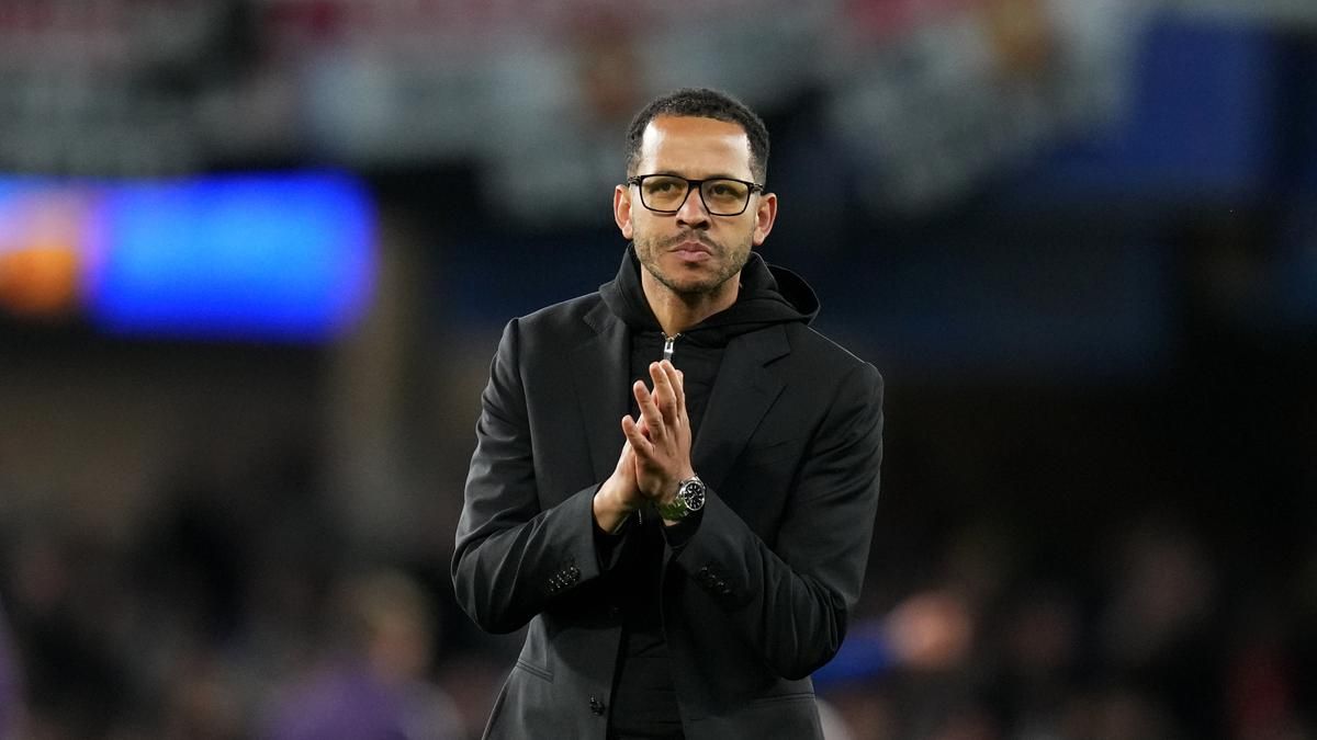 Chelsea Pecat Liam Rosenior Akibat Ketegangan Ruang Ganti Pemain