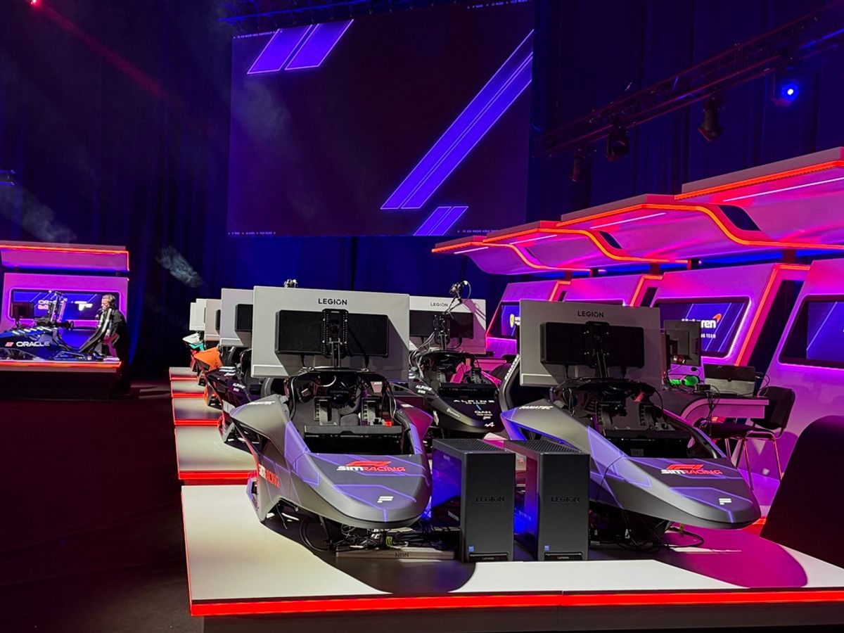 Lenovo Pasok Teknologi Resmi F1 Sim Racing World Championship 2026