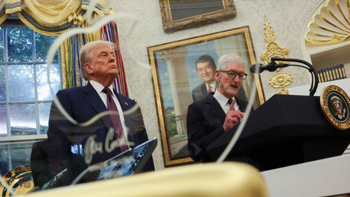 Tim Cook Mundur Sebagai CEO Apple dan Fokus Urus Diplomasi Politik