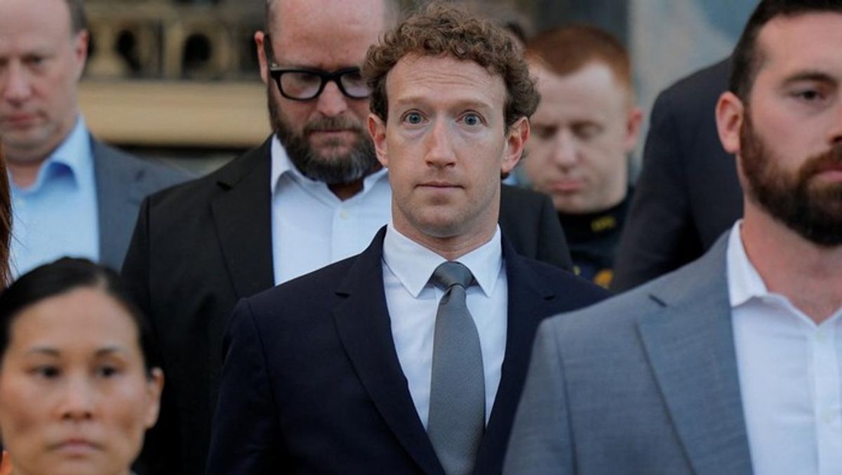 Meta Kembangkan Kloning Kecerdasan Buatan Mark Zuckerberg untuk Karyawan