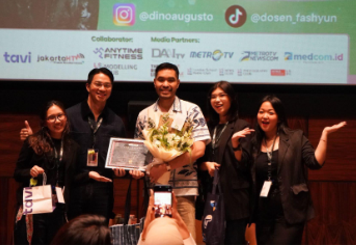 Mahasiswi LSPR Gelar Kampanye Slow Fashion di Jakarta