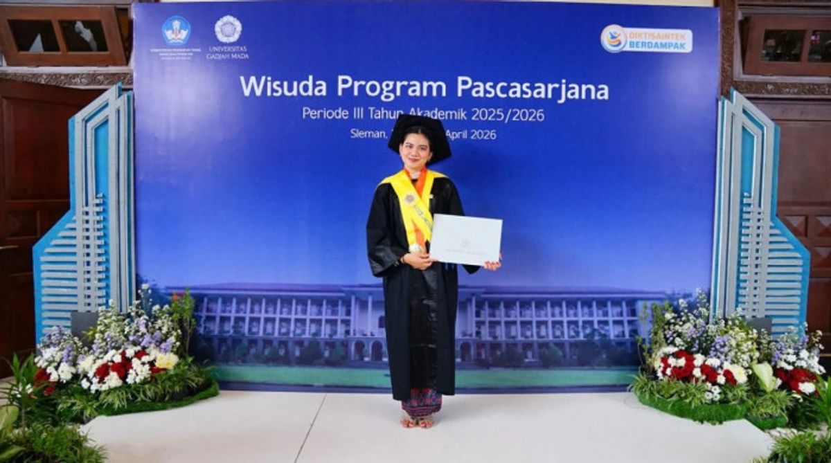 Tania Anastasya Raih Gelar Magister Tercepat di Wisuda Pascasarjana UGM