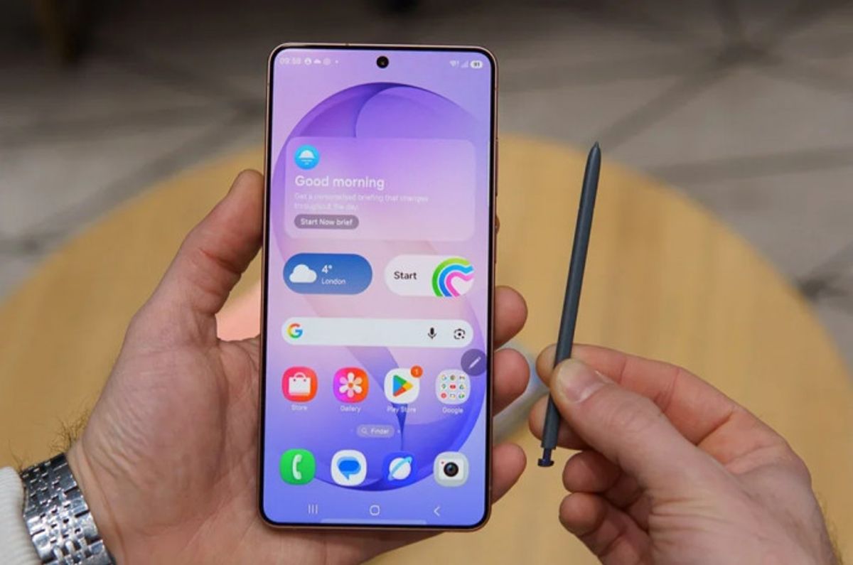 Samsung Galaxy S27 Ultra Bakal Gunakan Sensor LoFIC dan Baterai Besar