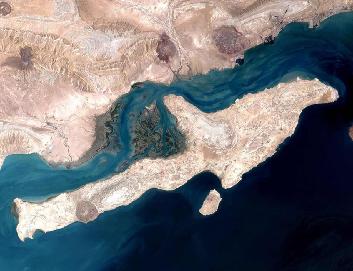 Iran Bentengi Pulau Qeshm Jadi Pusat Militer Strategis di Selat Hormuz