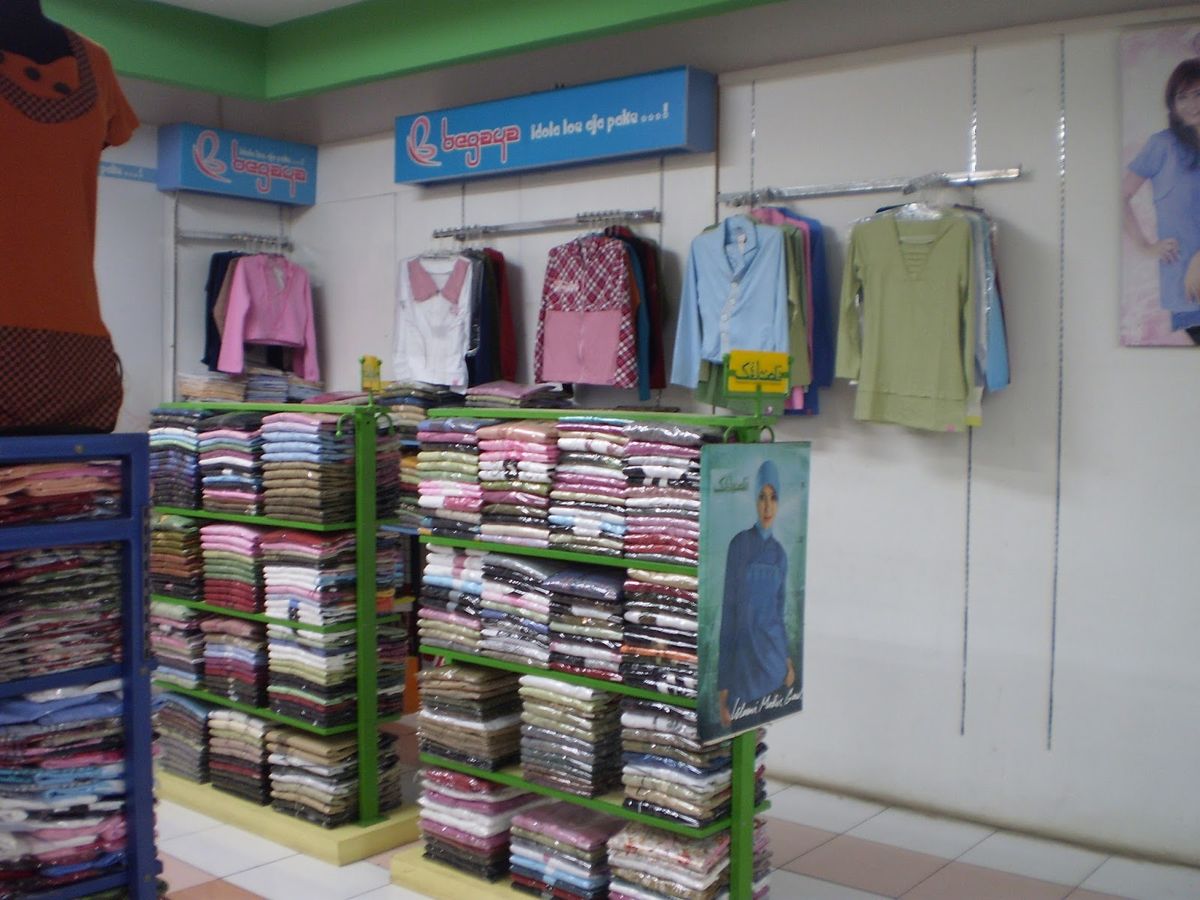 Transmart Full Day Sale Tawarkan Diskon Pakaian Pria pada 12 April 2026