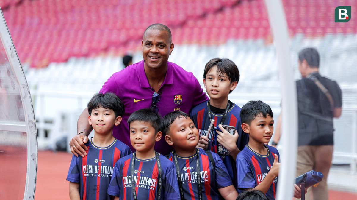 Patrick Kluivert Hadiri Coaching Clinic di Stadion Utama Gelora Bung Karno