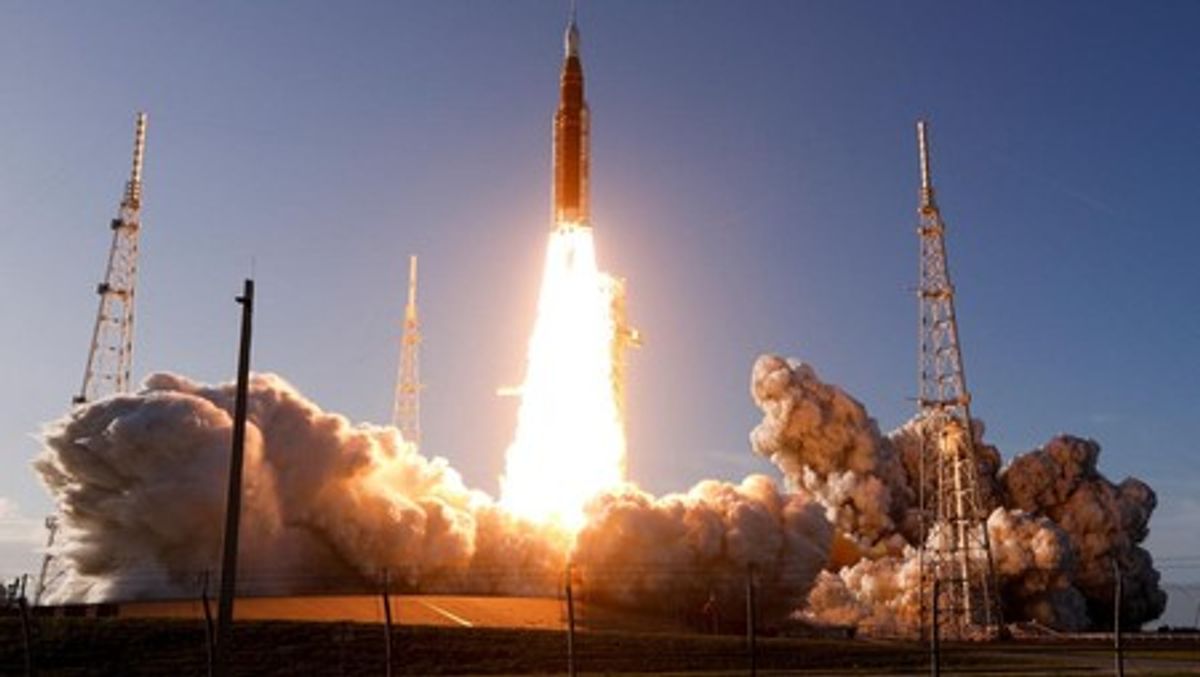 Kru Artemis II Lampaui Rekor Jarak Terjauh Manusia dari Bumi